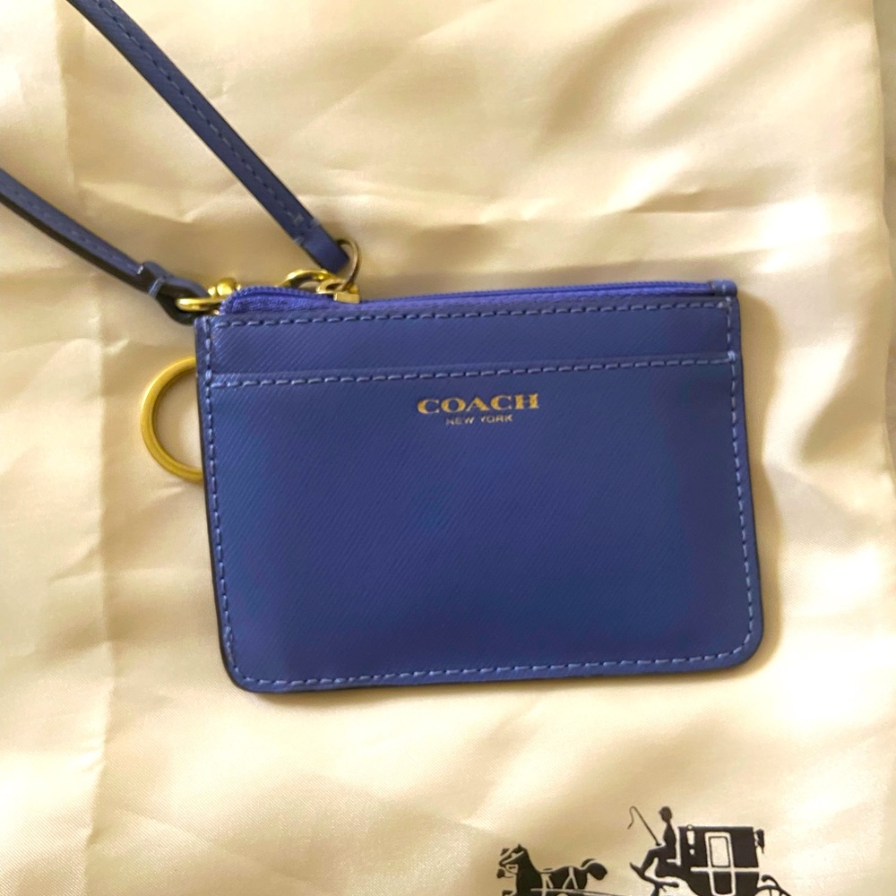 COAH PERiWiNKLE WALLET w/ WRiST STRAP
